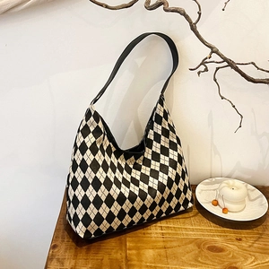 Women Vintage Argyle Canvas Tote Bag Large Capacity Magnetic Clasp Shoulder Bag Street Style Casual Commuting Shopping Handbag