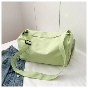 Bolso deportivo grande verde menta con bandolera ajustable para viajes y gimnasio