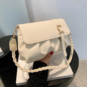 Women PU Leather Pleated Shoulder Bag Fashion Cloud Dumpling Crossbody Purse With Braided Strap Gold Buckle Casual