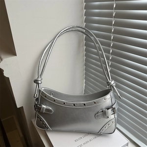 Borsa Sottobraccio Retrò con Rivetti Grande Capacità Donna Moda Pelle PU Borsa a Tracolla con Fibbia Y2K Hobo Bag Casual Tote