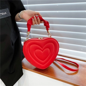 Heart Shaped PU Leather Crossbody Bag With 3D Quilted Design And Ruched Handle Chic Sweet For Women Girls