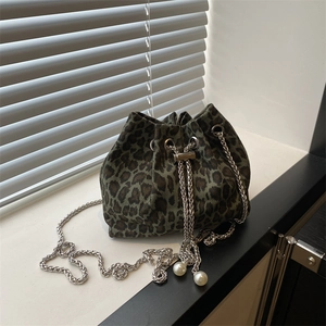 Leopard Print Bucket Bag Fabric Drawstring Silver Chain Shoulder Strap Artificial Pearl Decor Crossbody Handbag For Women Stylish
