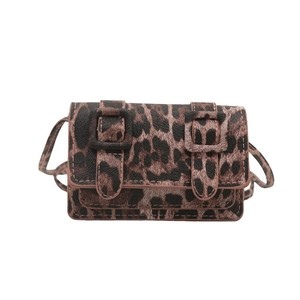 Trendy leopard print crossbody bag with square buckles and fine stitching details