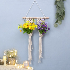 Portapiante da parete macramè boho fatto a mano con doppie tasche e lunghe nappe di cotone