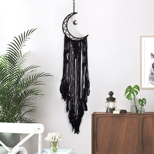 Attrape-rêves lune noire fait main en corde de coton avec plumes pour décoration murale chic