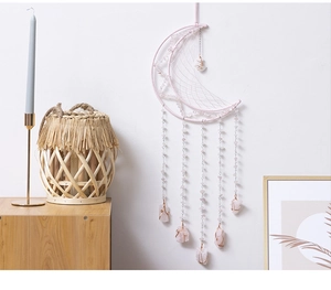 Atrapasueños de luna rosa con piedras de cristal natural para decoración de pared