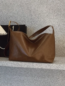 Hobo Shoulder Bag PU Leather Large Capacity Minimalist Commuter Handbag For Women Solid Color Retro Winter Style
