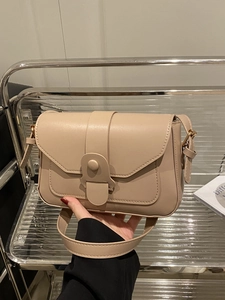 Petit Sac à Épaule Carré en Cuir PU Minimaliste pour Femmes Sac à Rabat Moderne Mode Sac à Main Polyvalent Quotidien