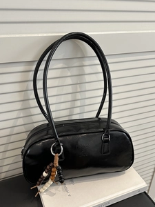 Women Glossy PU Leather Underarm Bag Retro Simple Shoulder Handbag With Wood Bead Tassel Charm Trendy Y2K Style