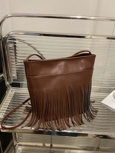 Women Tassel Shoulder Bag Trendy PU Leather Fringe Crossbody Handbag Urban Minimalist Bohemian Small Square Bag Purse