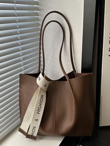 Large Capacity Tote Bag Women PU Leather Elegant Vintage Shoulder Handbag With Letter Print Strap Casual Commute