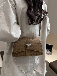 Retro brown crossbody bag with M-pattern print and stylish silver chain strap