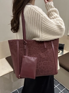 Retro burgundy leopard print large tote bag for women with matching zipper pouch