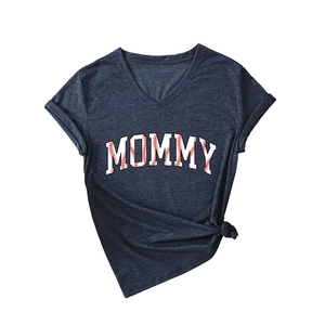 Women V-neck short sleeve T-shirt in dark blue with Mommy baseball text print