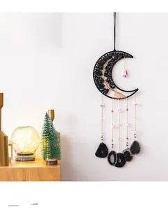 Décoration murale lune avec éclats d'obsidienne, arbre de vie et tranche d'agate noire