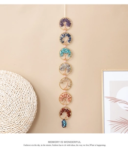 Decorazione da parete albero della vita a sette chakra con cristalli colorati e filo intrecciato