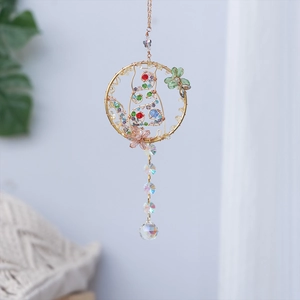 Handmade gold wire crystal suncatcher with cat and four-leaf clover for car decor