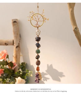 Handgefertigter Lebensbaum Chakra Wandschmuck mit natürlichen bunten Edelsteinen