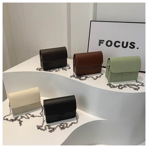 Detailed display of mini leather chain crossbody bags in five stylish colors for women