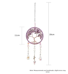 Detalle de atrapasueños árbol de la vida con amatistas, 11cm de ancho y 39cm de largo
