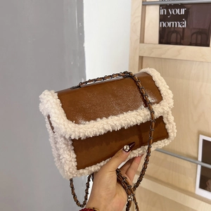 Women Faux Shearling Trim PU Leather Shoulder Bag Retro Minimalist Square Crossbody Bag With Metal Chain Strap Daily Fashion