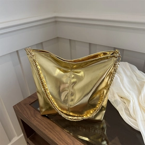 Women Metallic PU Leather Shoulder Bag Large Capacity Tote Crossbody Bag With Chain Strap Street Fashion Daily Commute