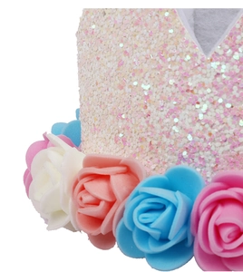 Detailansicht der rosa Glitzer-Geburtstagskrone mit bunten Schaumrosen für Partydeko
