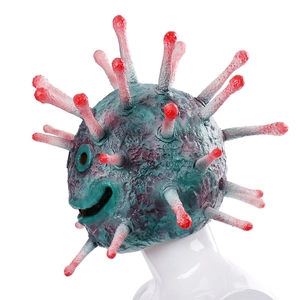 Dettaglio della maschera da virus in lattice verde con texture della pelle e punte rosse