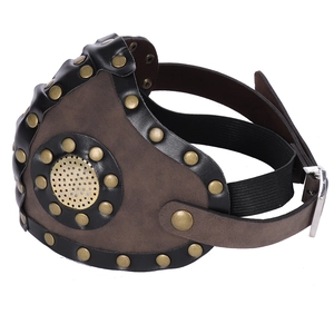 Vue latérale du demi-masque steampunk en cuir avec rivets bronze et filtre métallique