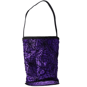 Sac d'Halloween violet pour bonbons avec motif toile d'araignée noire et poignées