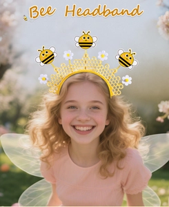 Détail de serre-tête abeille avec petites abeilles et marguerites pour fête de cosplay