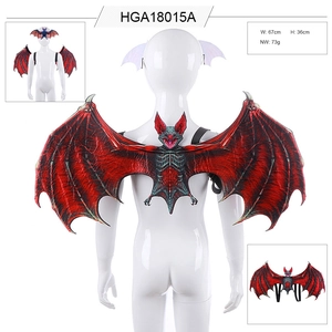 Detail view of red and black bat wings with elastic straps and dimensions 67x36cm