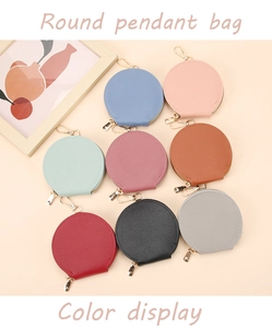 Otto mini borse tonde con cerniere e ganci disponibili in vari colori vivaci