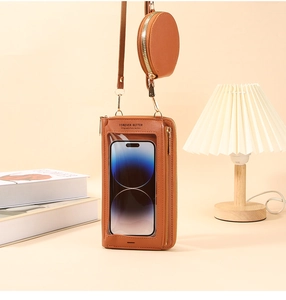 Dettaglio borsa porta cellulare touch marrone con mini portamonete e tracolla