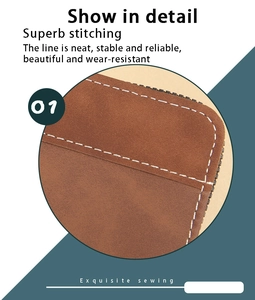 Detailansicht der weißen Nähte auf braunem Vintage-Leder mit Metallreißverschluss