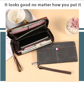 Detailansicht der langen Herrenbrieftasche mit Smartphone-Fach und Handgelenkschlaufe