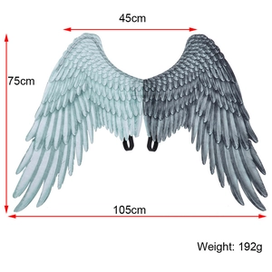Dimensions détaillées des ailes d'ange montrant hauteur 75cm et largeur 105cm
