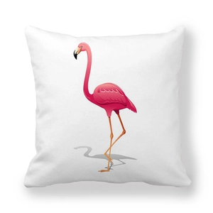Nahaufnahme der dicken Pfirsichhaut-Stoffstruktur mit Flamingodruck auf dem Kissenbezug