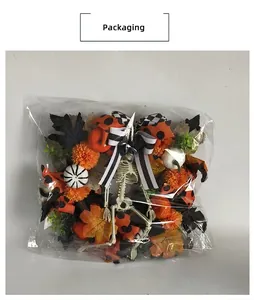 Ghirlanda di Halloween con zucca e scheletro in confezione di plastica protettiva
