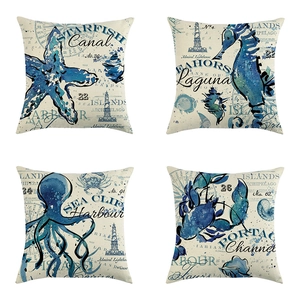 Vierteiliges Kissenbezug-Set mit nautischen Motiven und blauen Meeresbewohnern aus Baumwolle