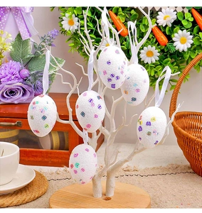 Set de 6 huevos de Pascua blancos de espuma con mariposas en ramas decorativas