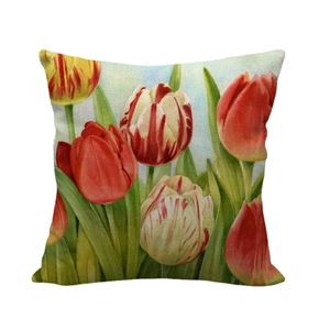 Federa in lino con tulipani rossi e gialli in stile acquerello su sfondo bianco