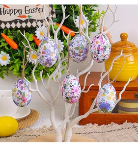 Lot de 6 œufs de Pâques à motifs floraux suspendus avec cordes sur branches blanches