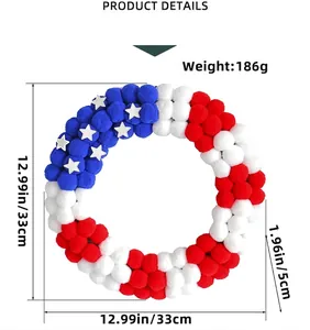 Detail van patriottische pomponkrans met afmetingen van 33cm en een gewicht van 186 gram