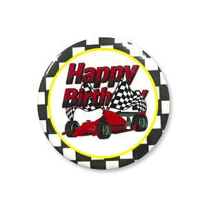 Badge rond en fer-blanc de 58 mm sur le thème de la course avec texte Happy Birthday