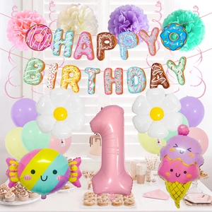Set festa compleanno donut macaron con palloncini foil e striscione happy birthday