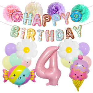 Set festa ciambella macaron con banner Happy Birthday e decorazioni palloncino numero 4