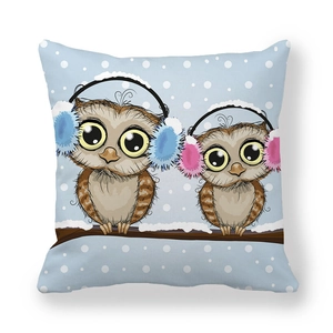 Housse de coussin hiboux de Noël en peau de pêche bleu clair pour décoration festive