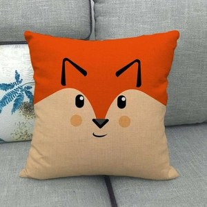 Dettaglio della fodera per cuscino in lino con design minimalista di volpe arancione
