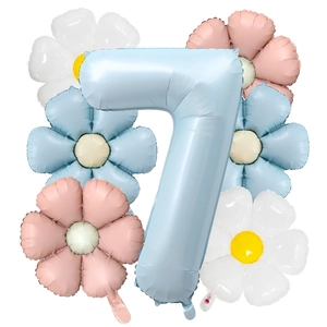 Kit ballon chiffre 7 bleu mat et décorations de fête en forme de marguerites